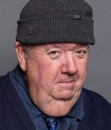 Іен Макніс