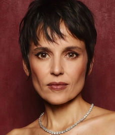 Елена Аная