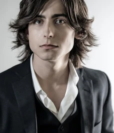Ейдан Галлахер