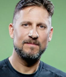 Девід Аєр